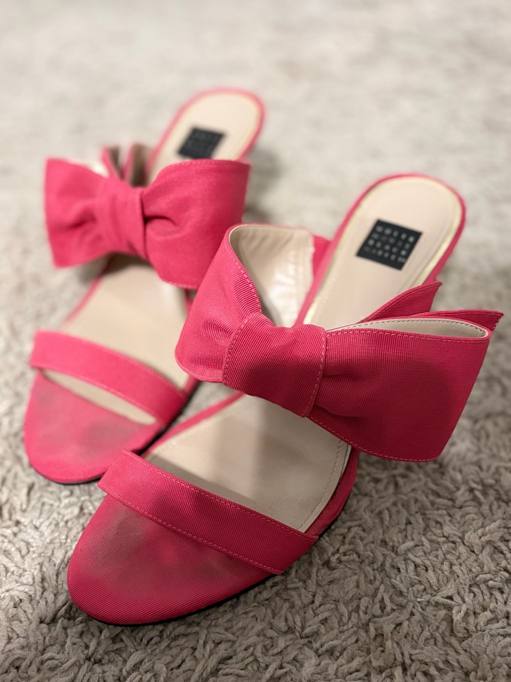 White House Black Market Hot Pink Bow Slide Mules